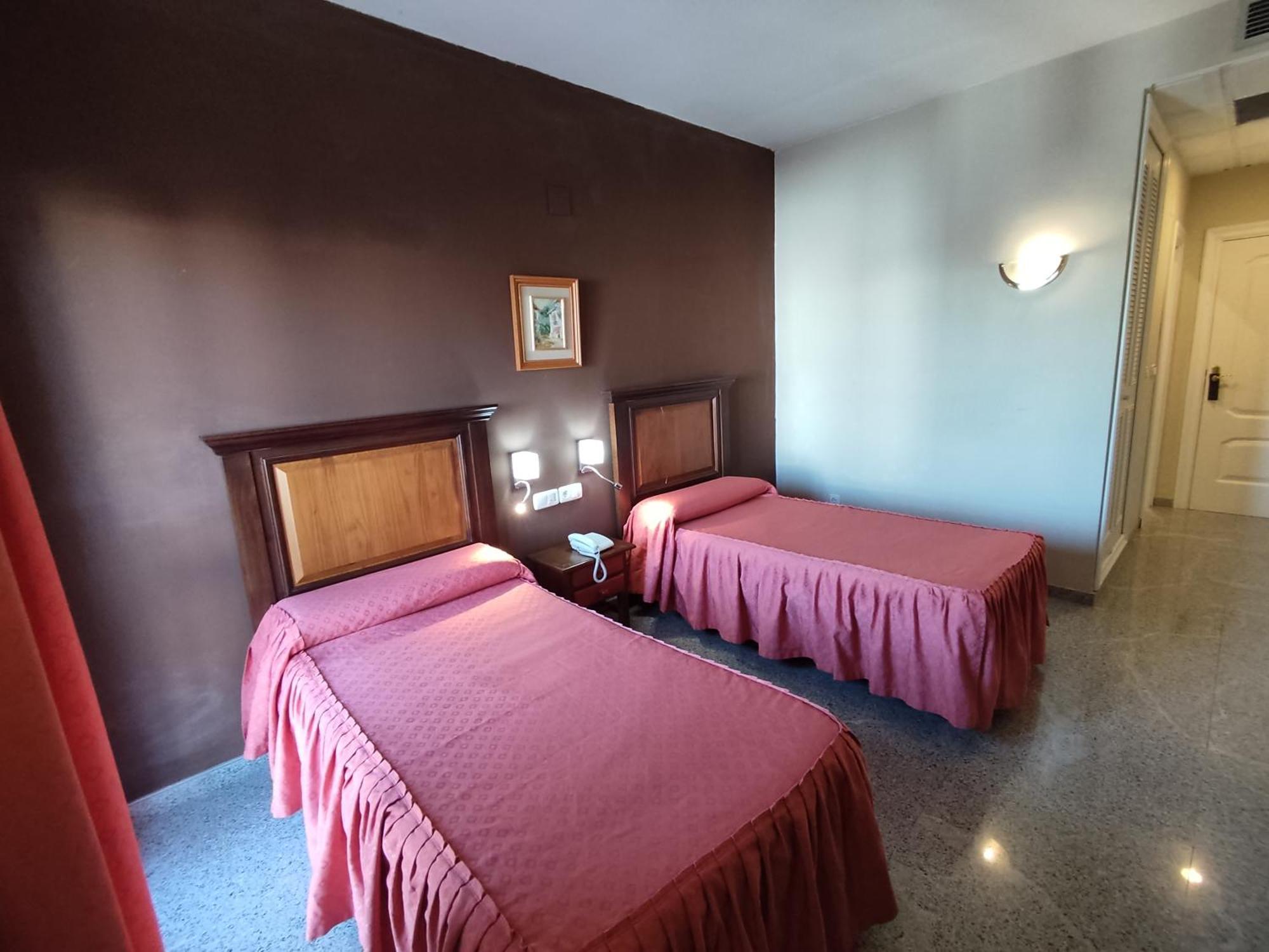 Atarfe Hotel El Doncel מראה חיצוני תמונה