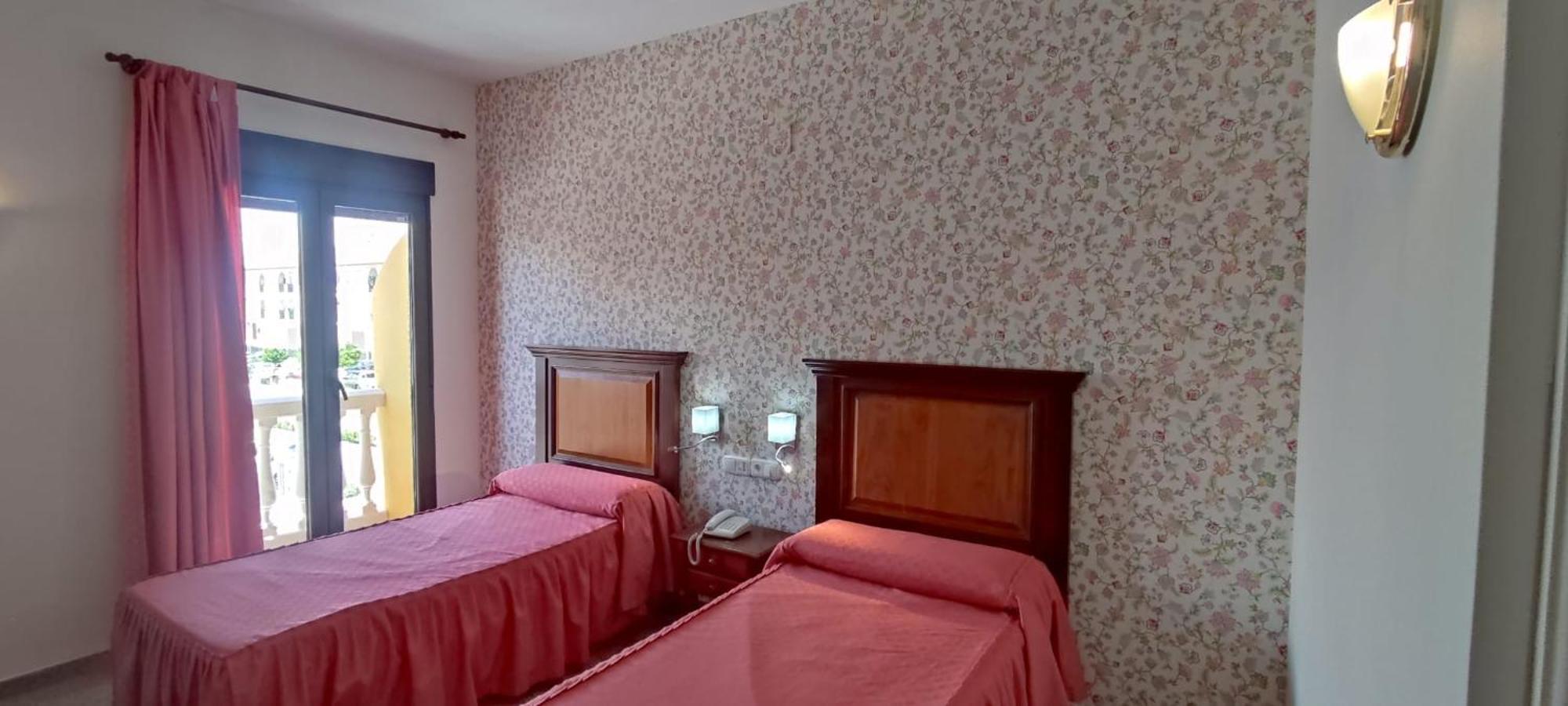Atarfe Hotel El Doncel מראה חיצוני תמונה