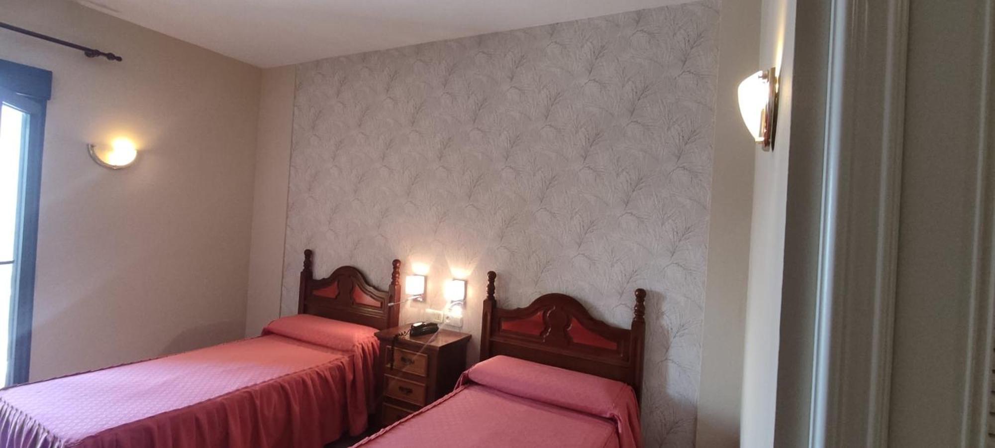 Atarfe Hotel El Doncel מראה חיצוני תמונה