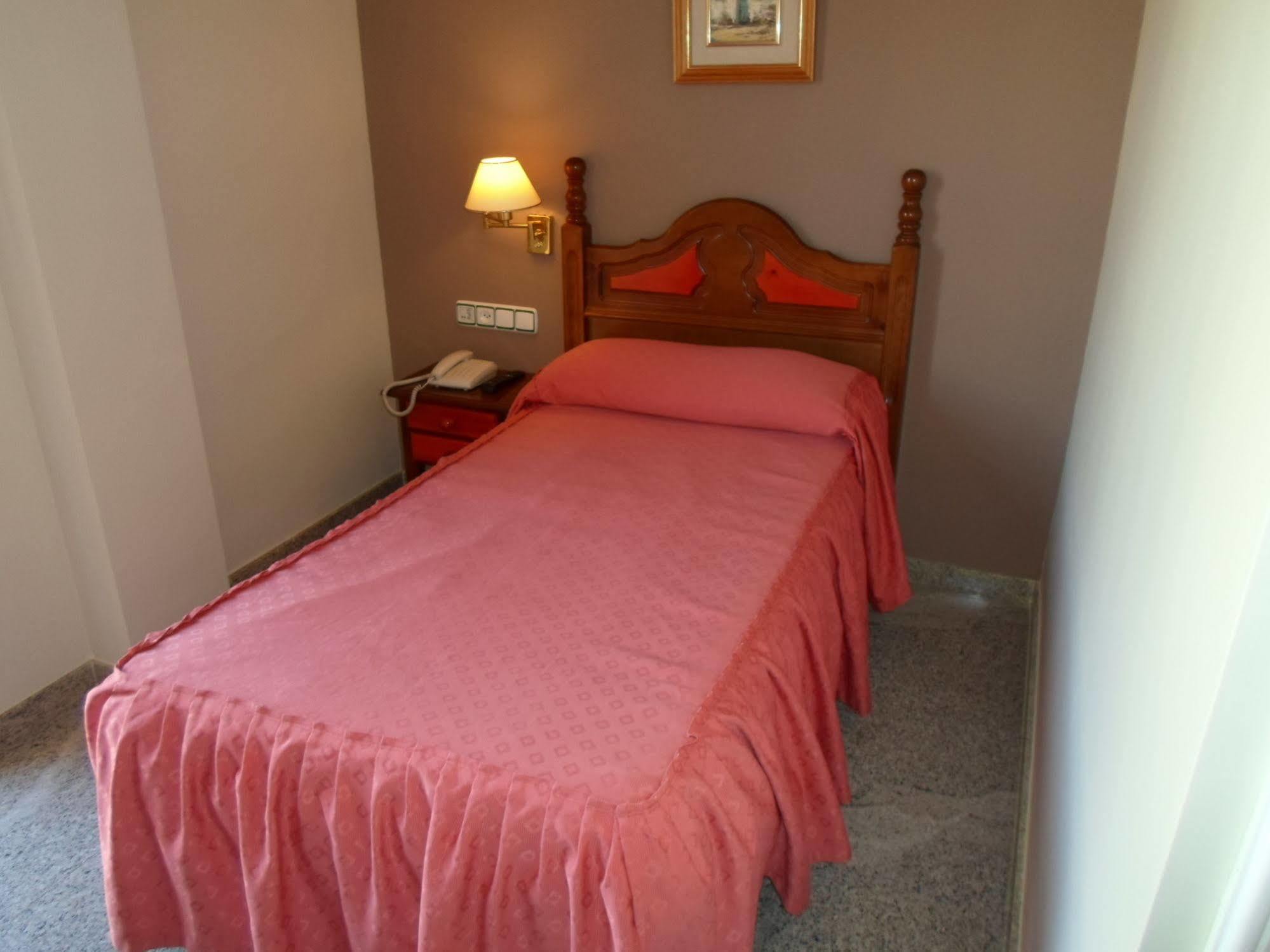 Atarfe Hotel El Doncel מראה חיצוני תמונה